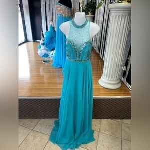 Prom pageant bridal floor length maxi dress nwt